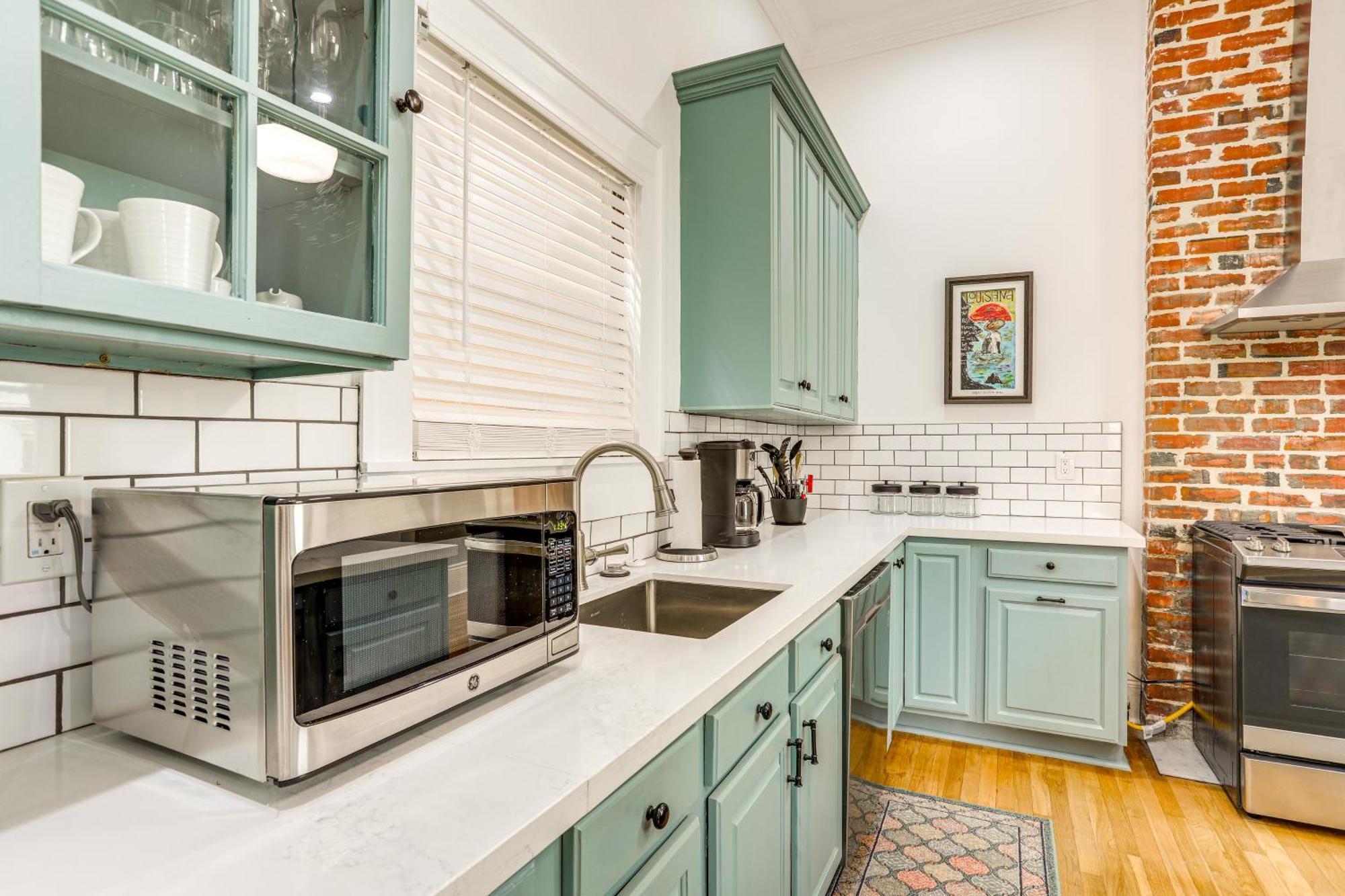 Holiday home Historic Nola Side Hall Near Hotspots!