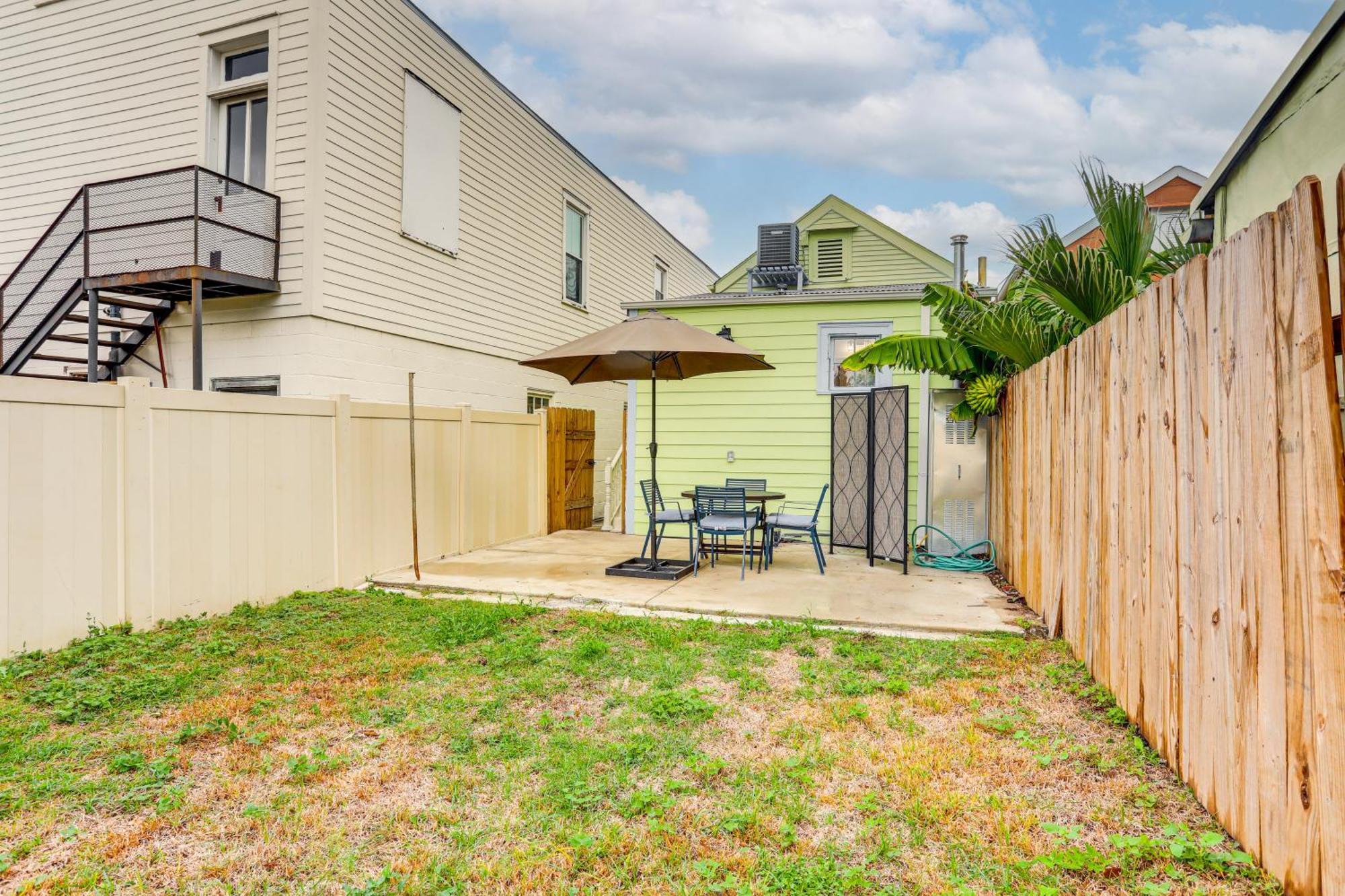 Holiday home Historic Nola Side Hall Near Hotspots! New Orleans