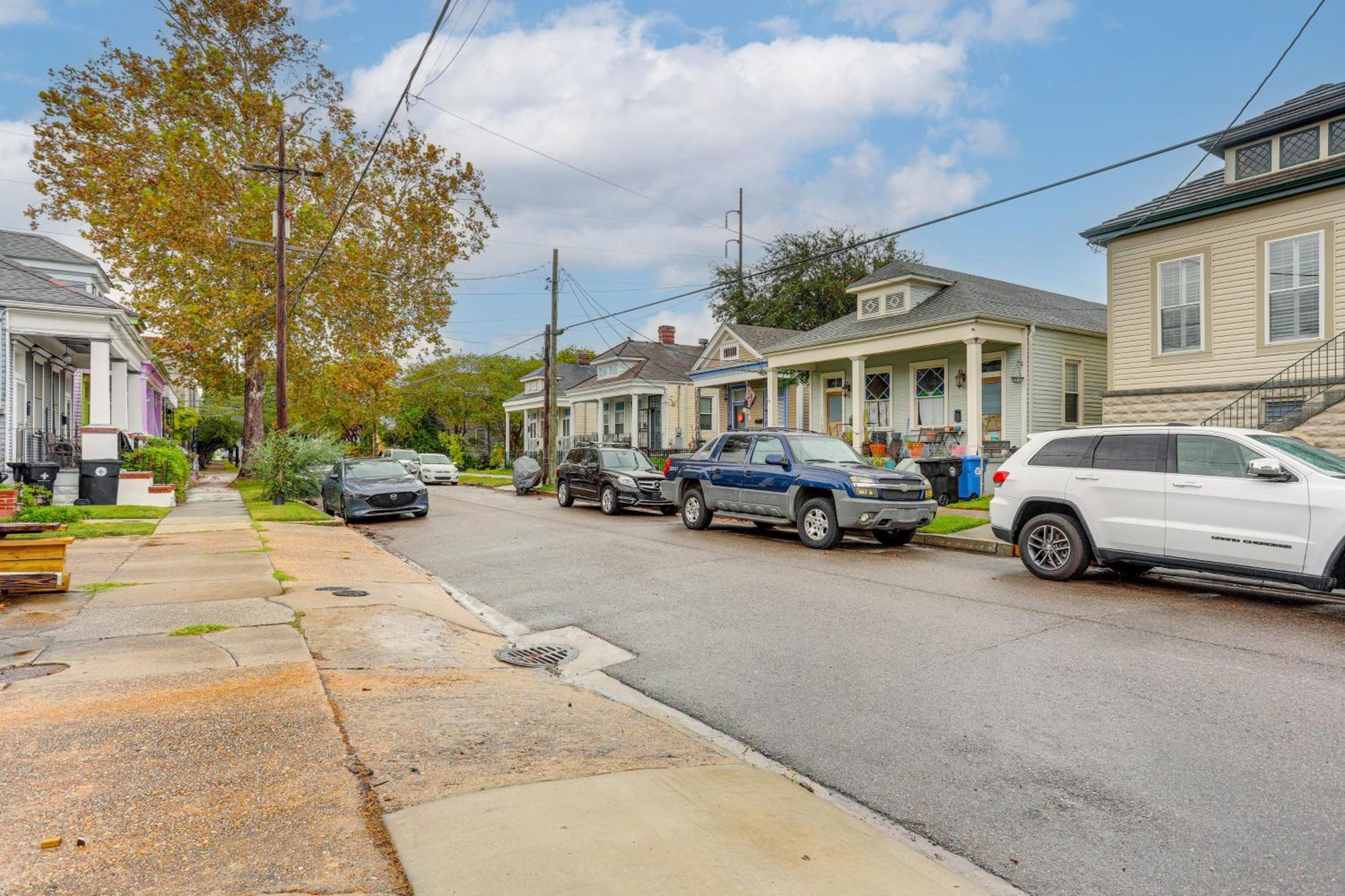 Historic Nola Side Hall Near Hotspots! *